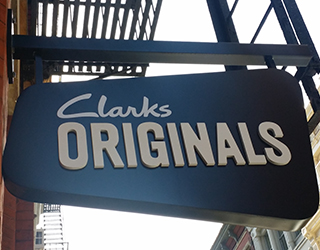 commercial blade sign makers